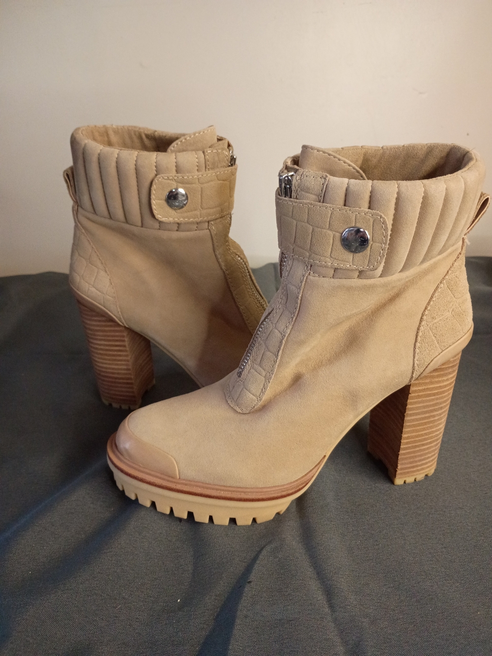 Vince Camuto Women's Beige Chunky Heel Ankle Boots